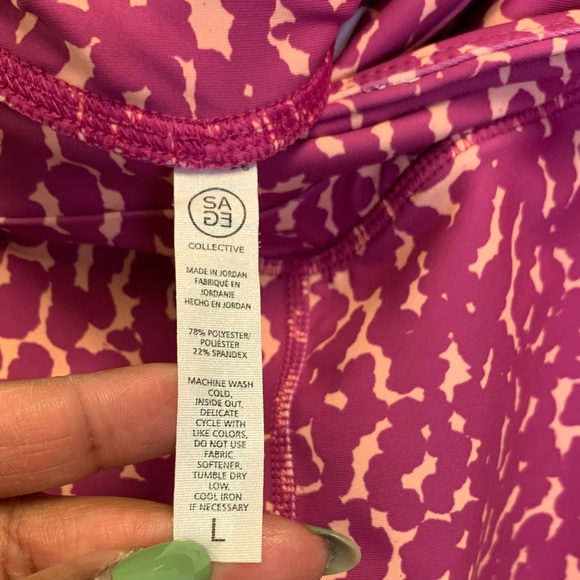 Sage Pink and Cream Patterned Women's Bike Shorts - Picture 3 of 4